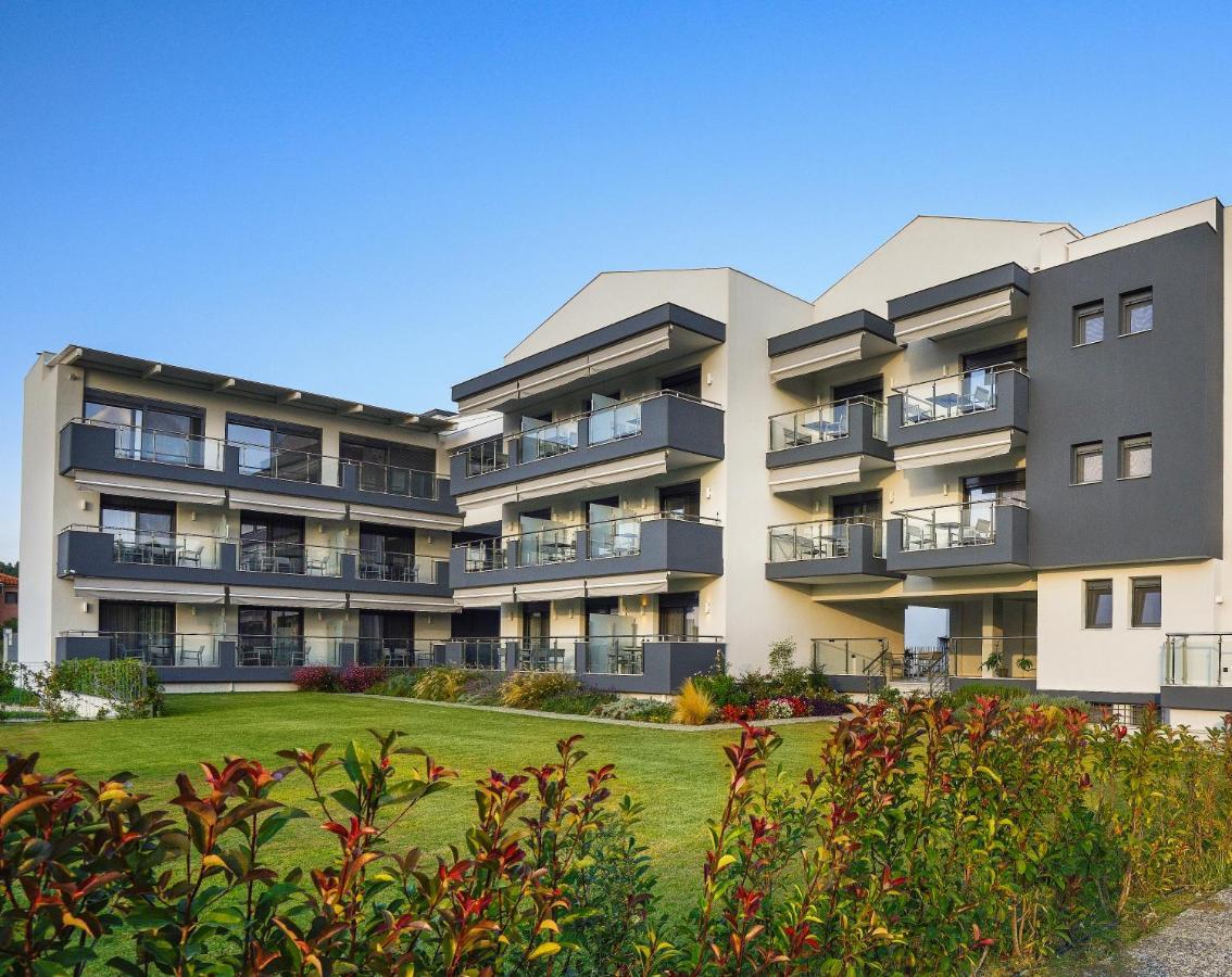 Botanica Luxury Suites Neos Marmaras Bagian luar foto