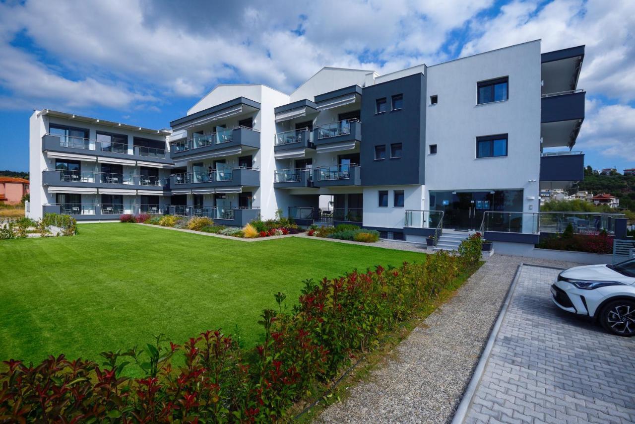 Botanica Luxury Suites Neos Marmaras Bagian luar foto