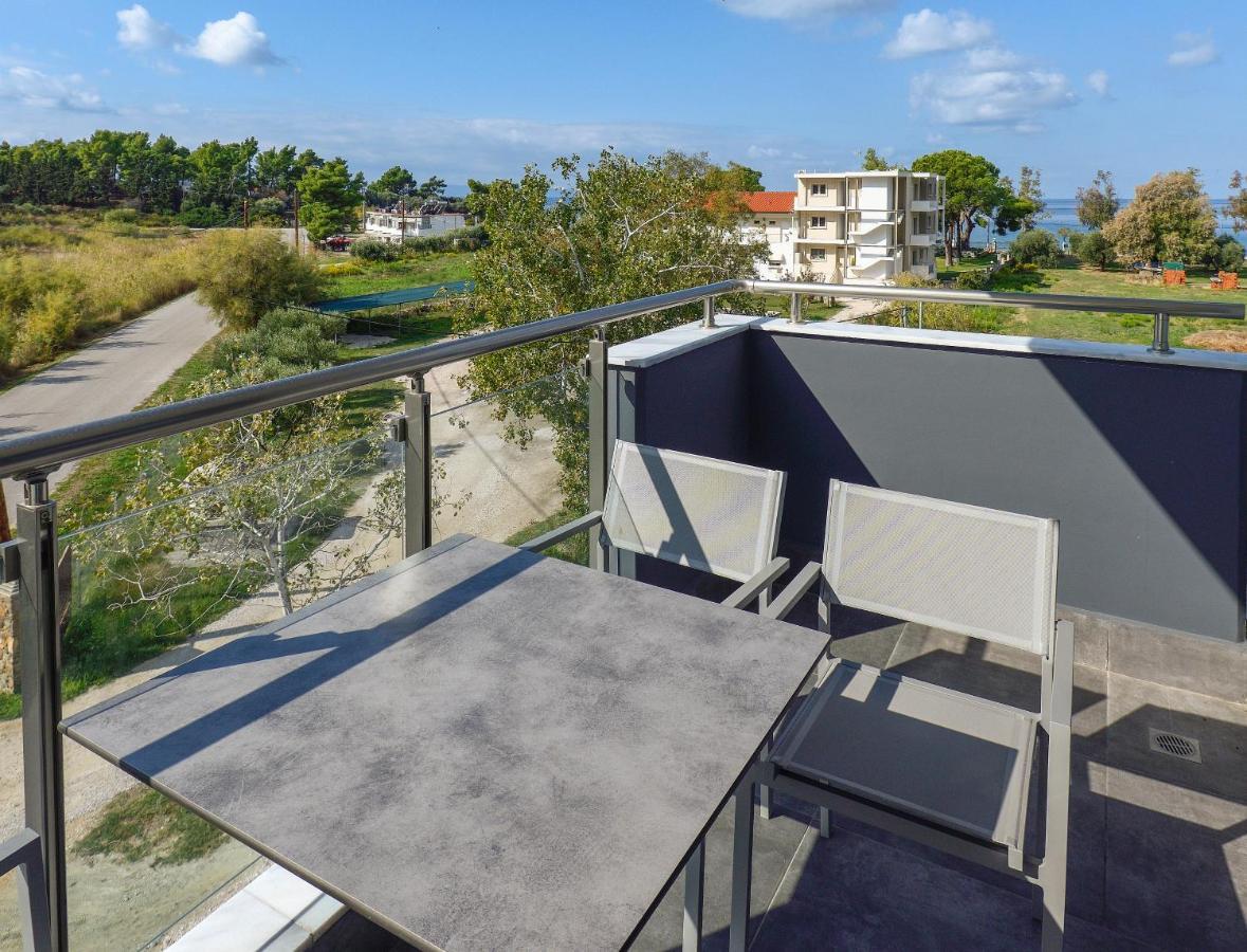Botanica Luxury Suites Neos Marmaras Bagian luar foto