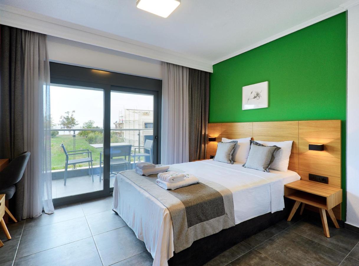 Botanica Luxury Suites Neos Marmaras Bagian luar foto