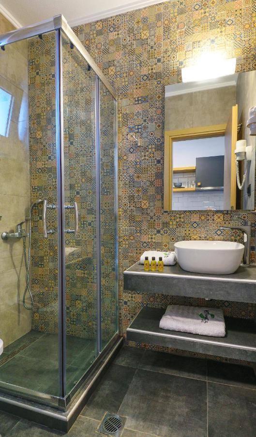 Botanica Luxury Suites Neos Marmaras Bagian luar foto