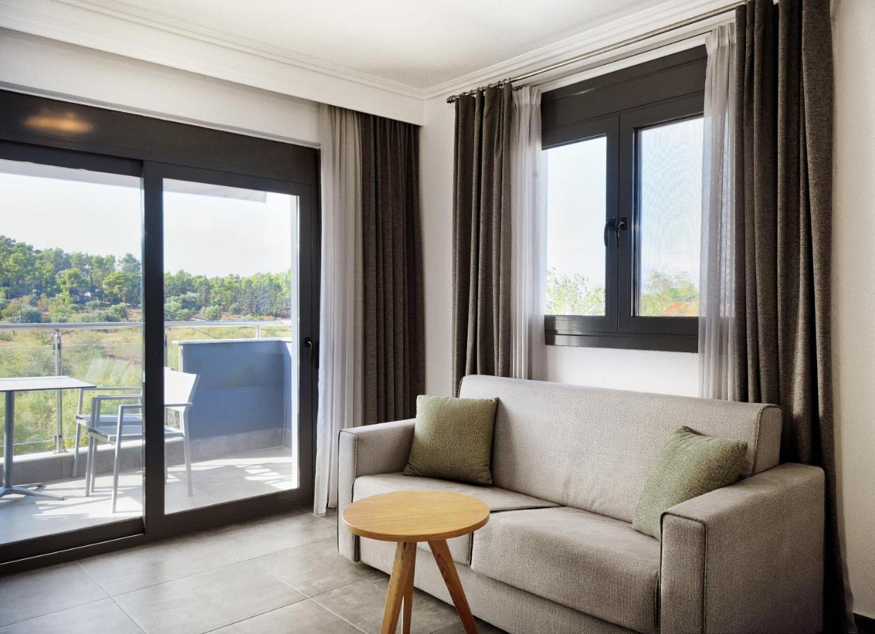 Botanica Luxury Suites Neos Marmaras Bagian luar foto