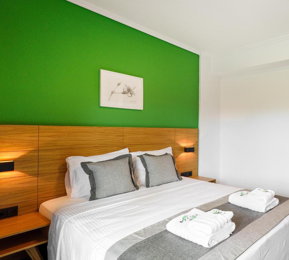 Botanica Luxury Suites Neos Marmaras Bagian luar foto