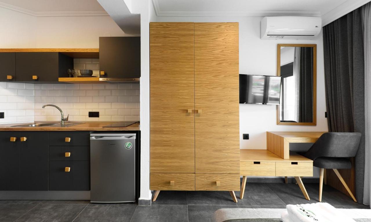 Botanica Luxury Suites Neos Marmaras Bagian luar foto