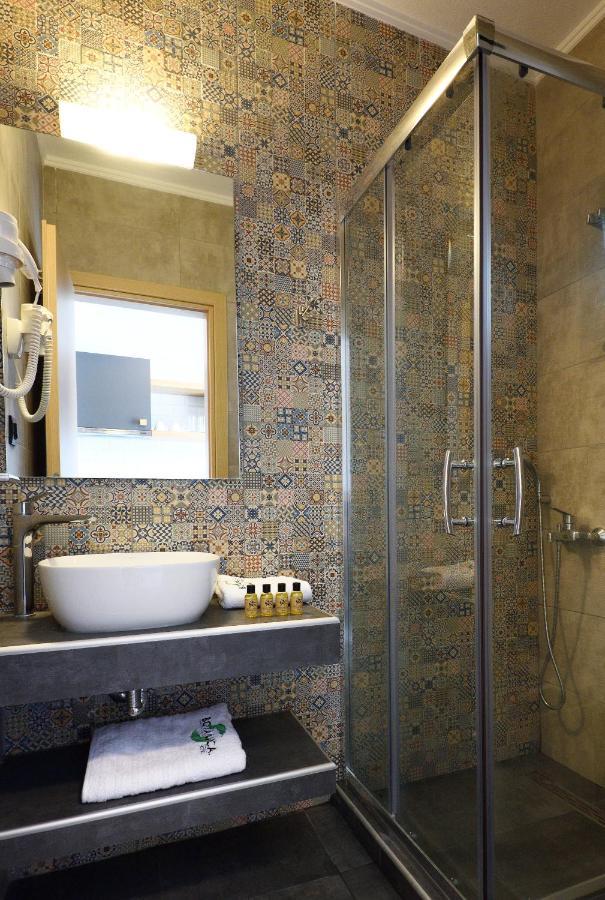 Botanica Luxury Suites Neos Marmaras Bagian luar foto