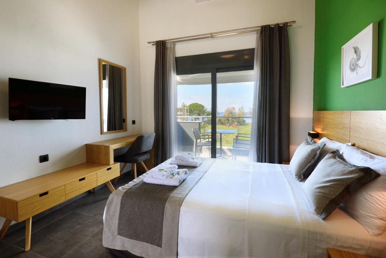 Botanica Luxury Suites Neos Marmaras Bagian luar foto