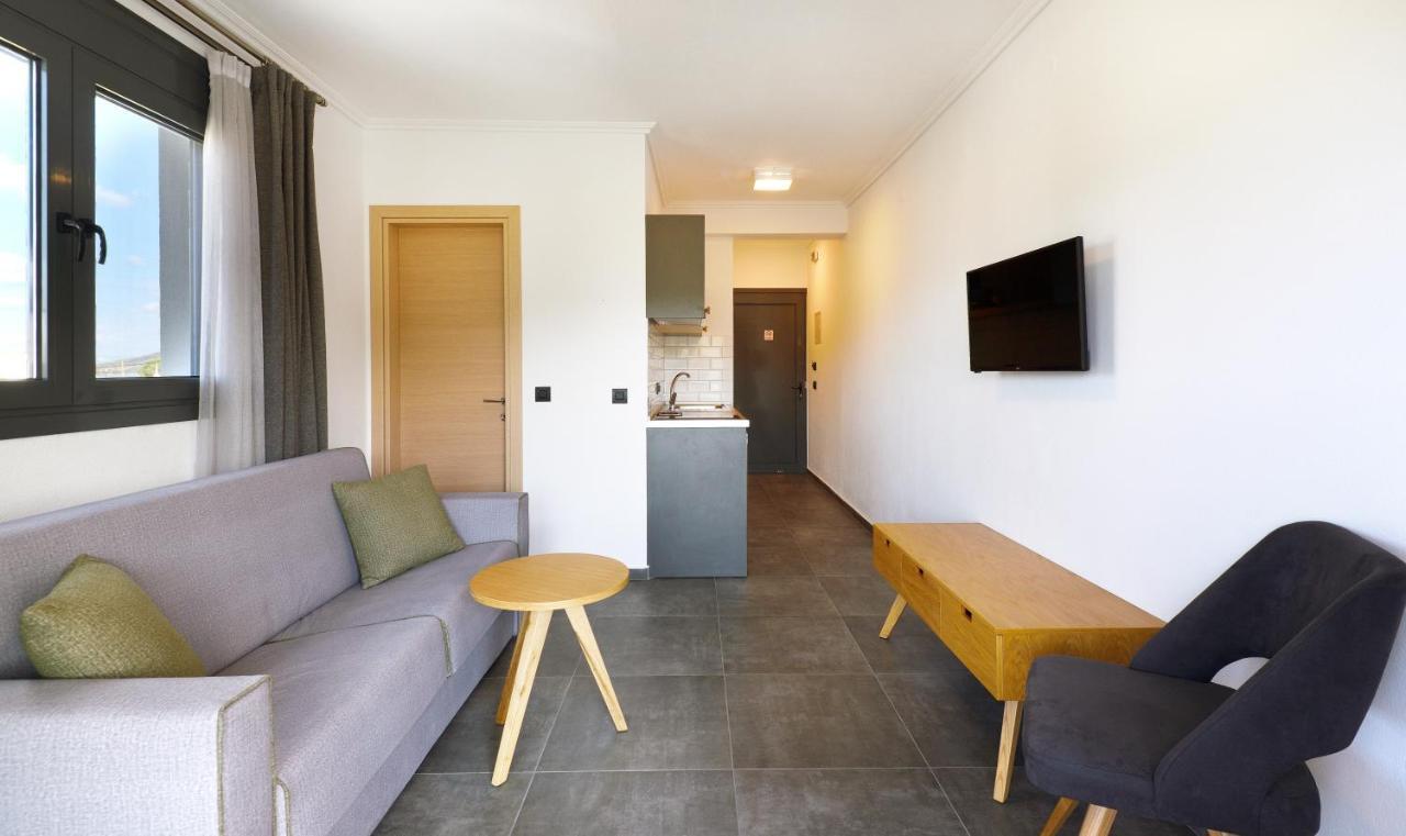Botanica Luxury Suites Neos Marmaras Bagian luar foto